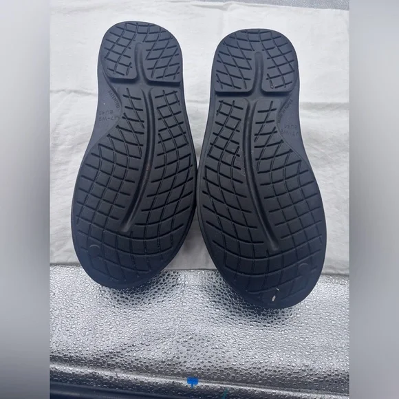 OOFOS Men's Black Slip-On Clogs Loafers Men’s 7 Women’s 9 - Picture 4 of 6